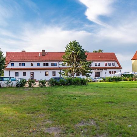 Hotel Und Restaurant "Zur Zwiebel" Peenemunde Exterior foto